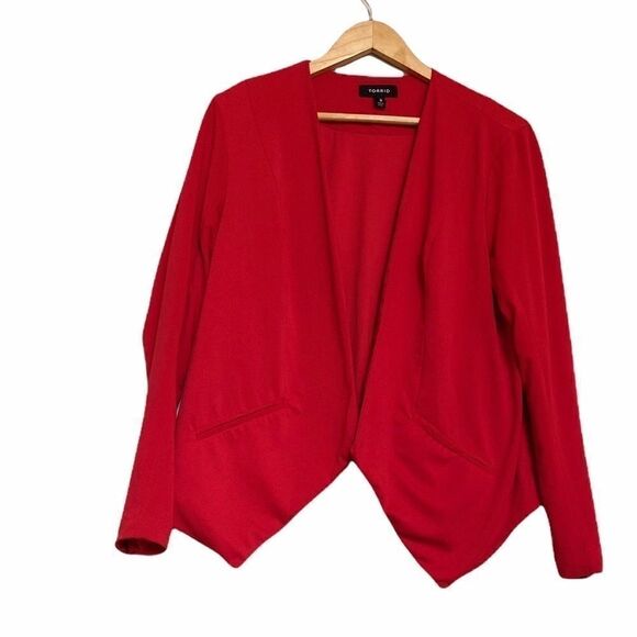 Red Torrid Size 0 Tuxedo Blazer - Picture 1 of 5
